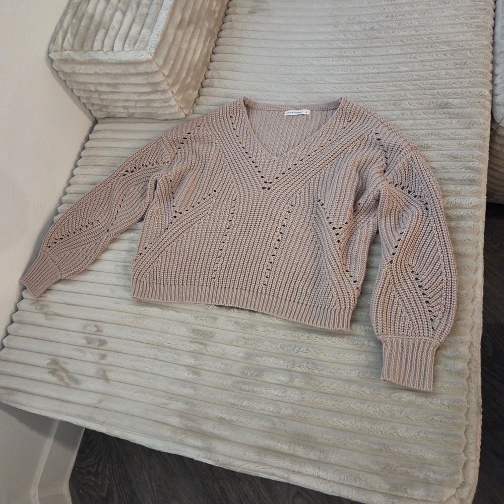 Moon & Madison Pointelle Chevron V-Neck Knit Sweater Mauve Pink Size Small